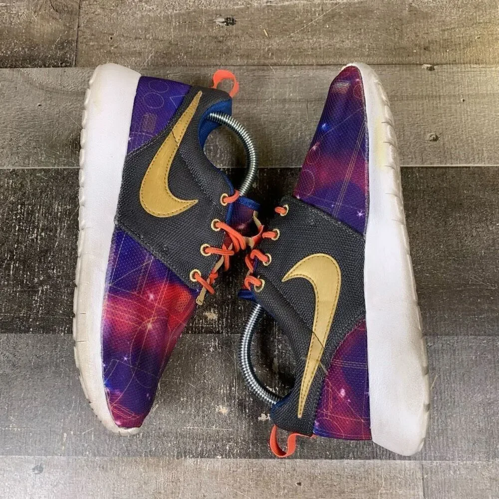 Nike Big Kids Size 6Y Roshe One Galaxy Print Athletic Sneakers Multicolor